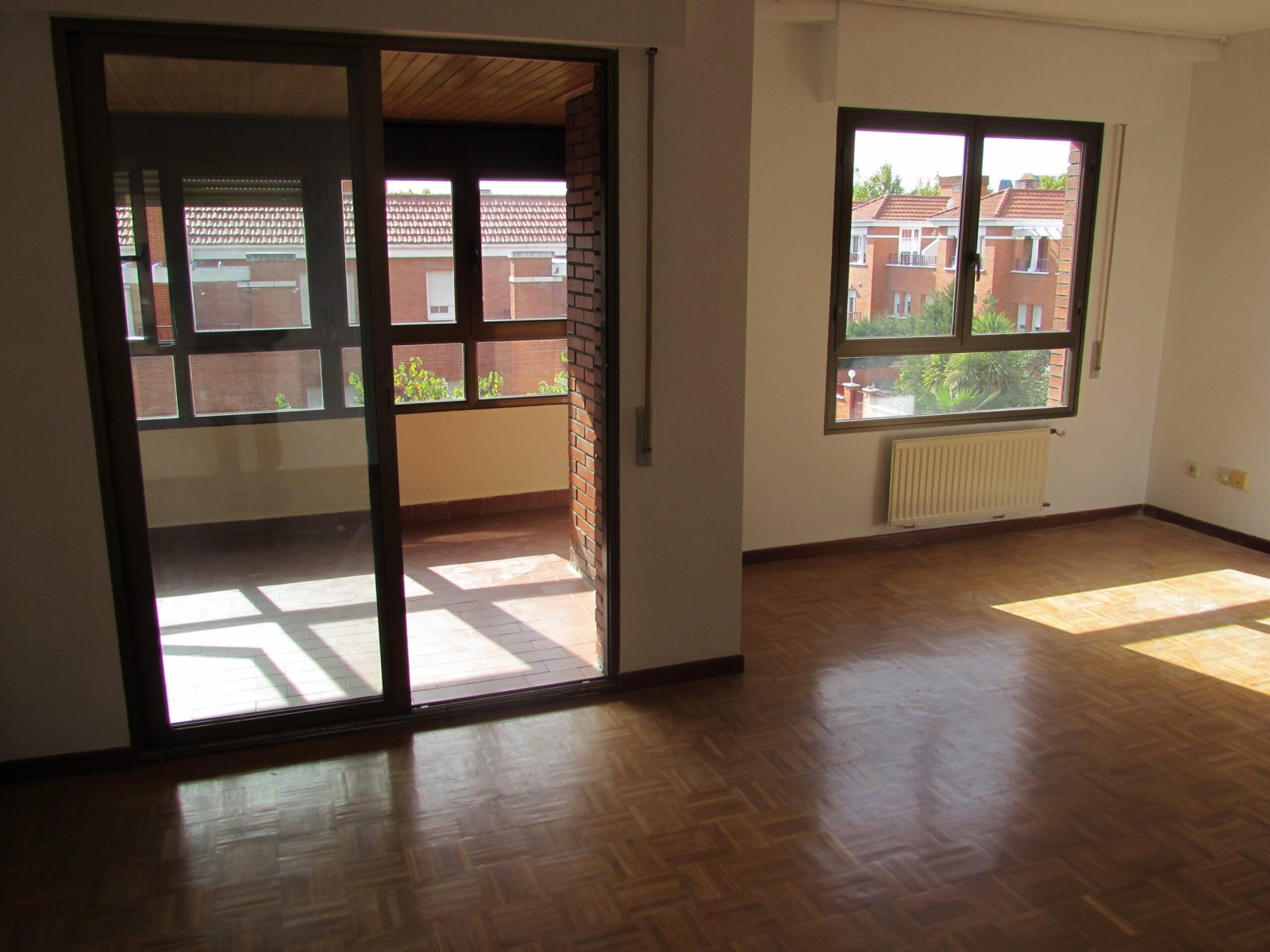 Piso alquiler Sector Mares - foto 4