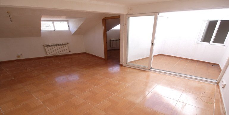 Apartamento 1 dormitorio Colmenar Viejo - foto 2